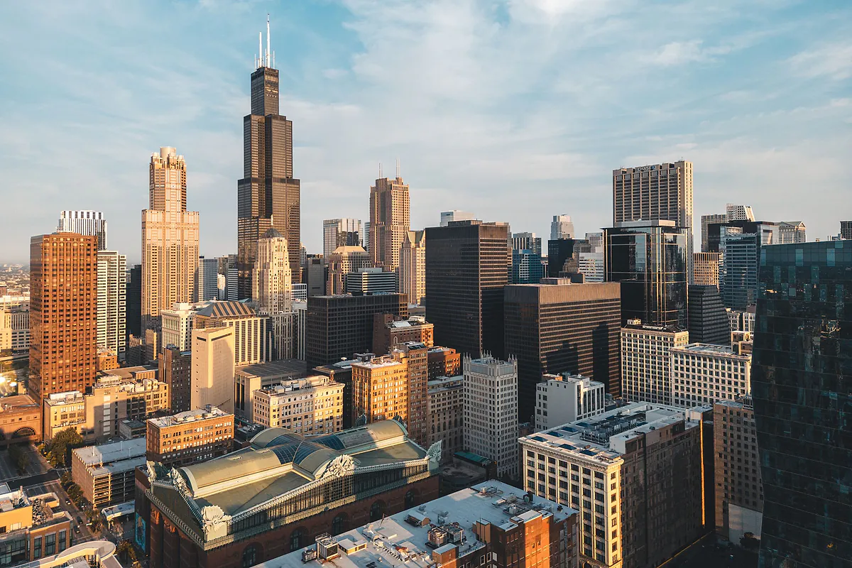 Downtown Chicago skyline with Willis Tower
